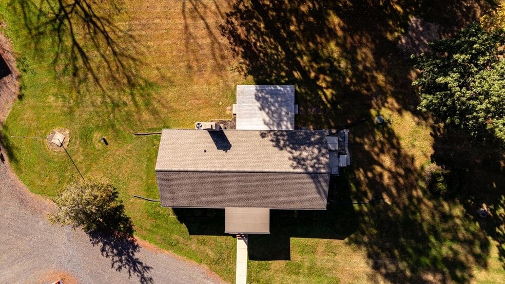 More Photos Of 563 Deep Run Rd, Perkasie Contractor Storage Yard For Sale