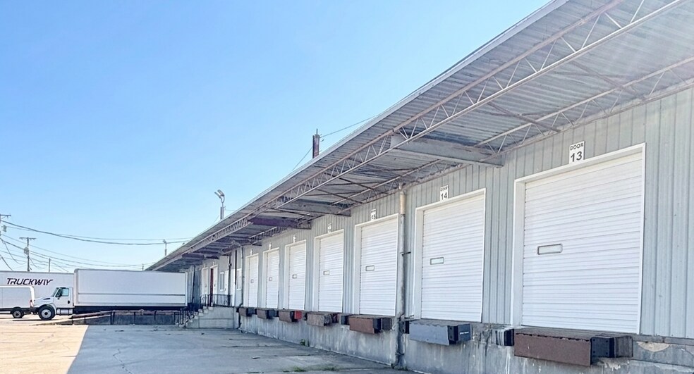 More Photos Of 5265-5272 Tractor Rd, Toledo Unknown For Lease