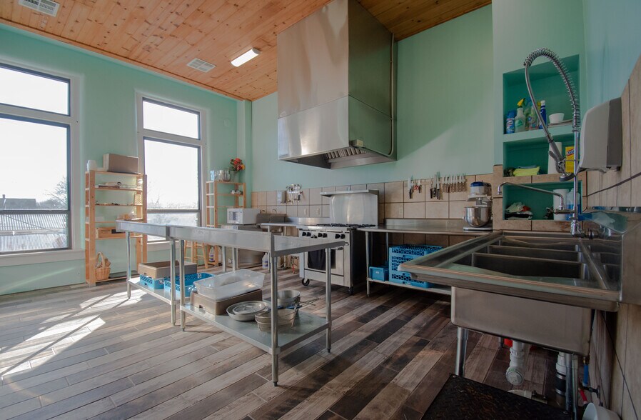 More Photos Of 322 E Don Tyler Ave, Dewey Storefront For Sale