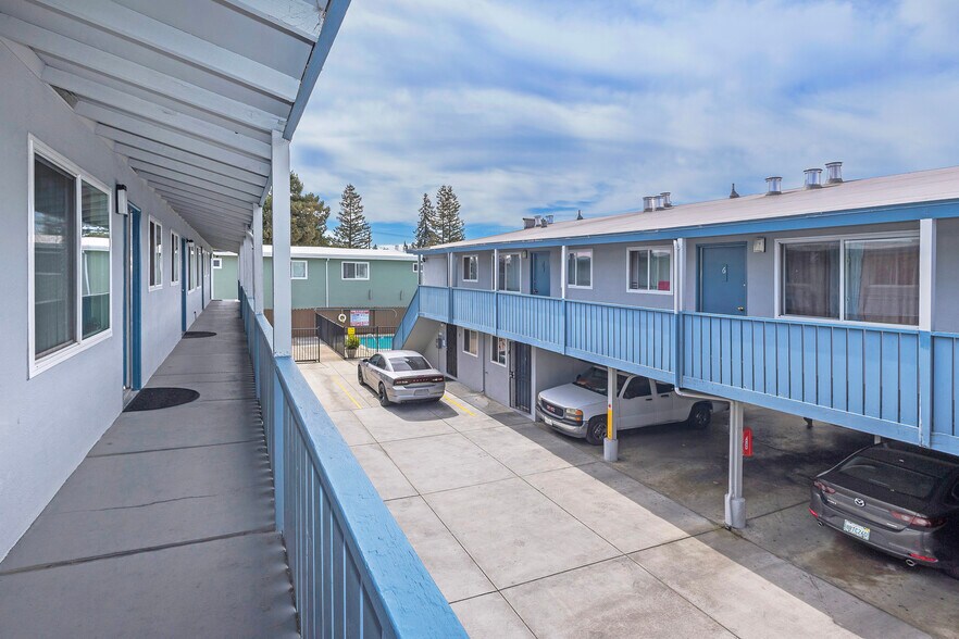 More Photos Of 309-315 Oak Ave, Redwood City Apartments For Sale