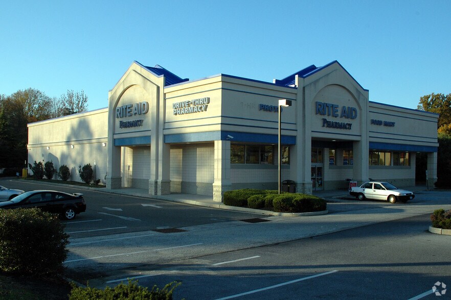 More Photos Of 1410 Laurel Rd, Lindenwold Drugstore For Lease