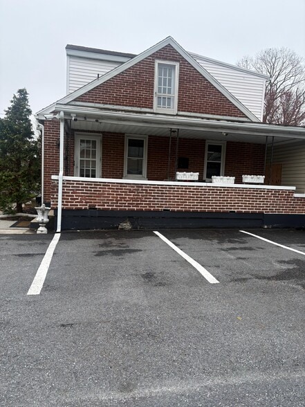 More Photos Of 2630 Lincoln E hwy, Ronks Multifamily For Lease