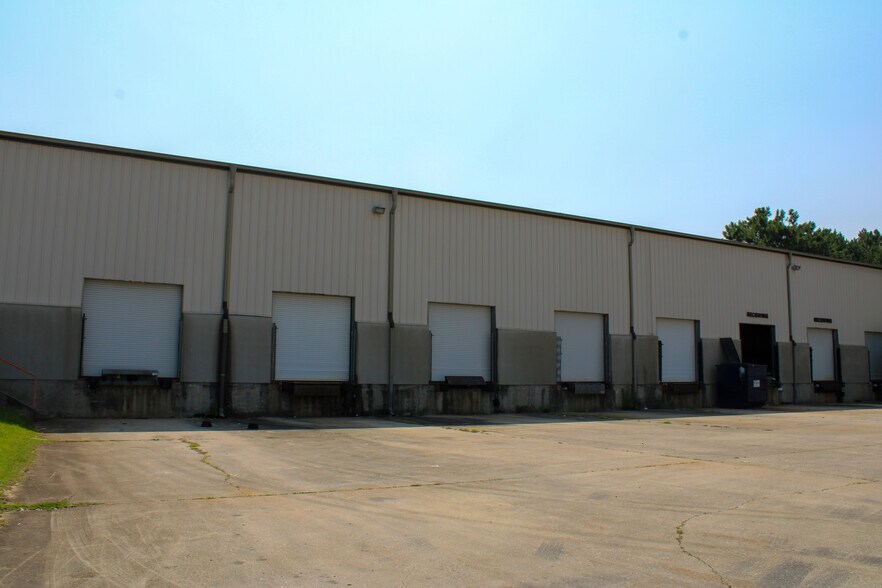 More Photos Of 1140 Jordan Rd, Huntsville Flex For Lease