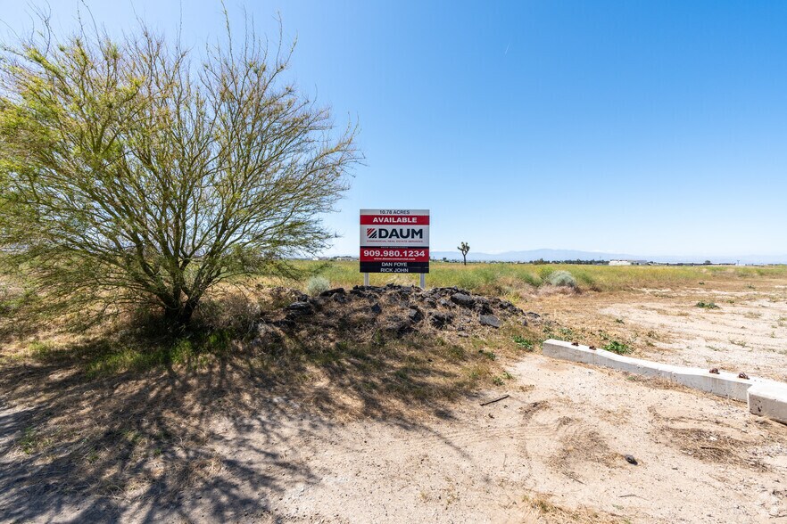 More Photos Of W Avenue L4 @ Sierra Highway, Lancaster Distribution For Sale