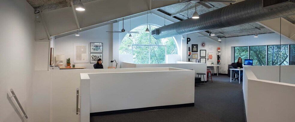 More Photos Of 2405 Bartlett St, Houston Loft Creative Space For Sale