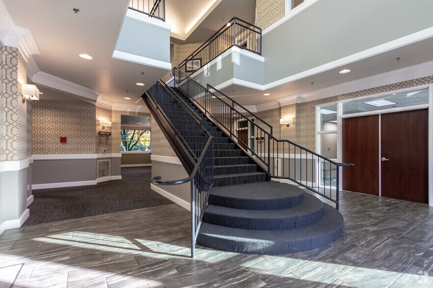 More Photos Of 16508 SE 24th St, Vancouver Office For Lease