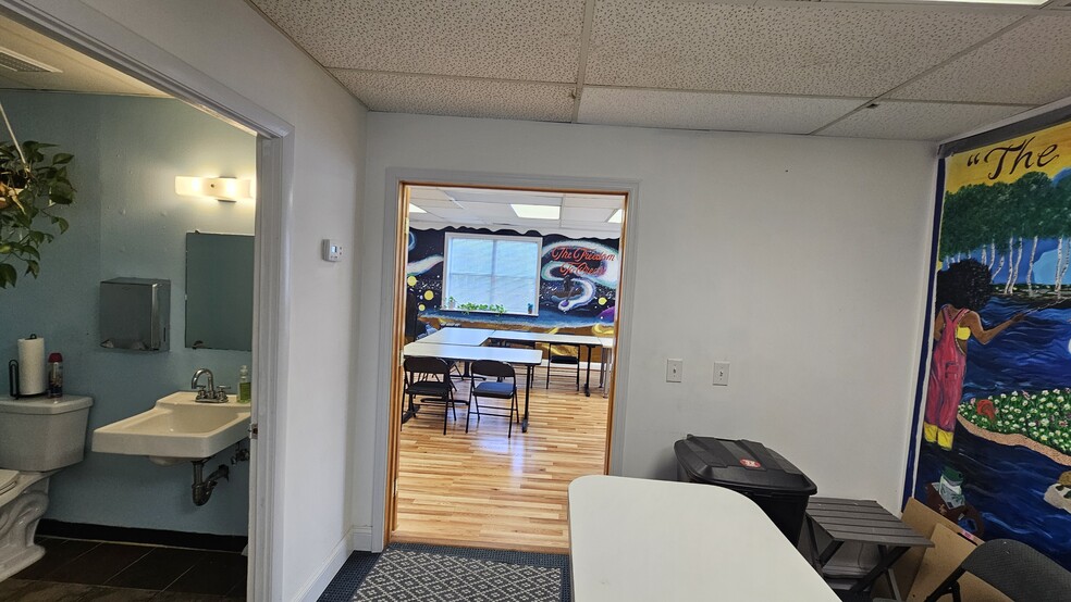 More Photos Of 14300 Gallant Fox Ln, Bowie Medical For Sale