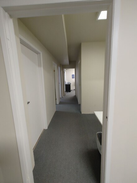 More Photos Of 1842 Noriega St, San Francisco Storefront Retail Office For Lease
