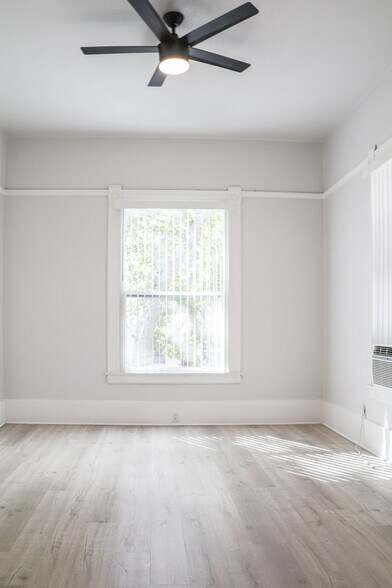 More Photos Of 2801 D St, Sacramento Apartments For Sale