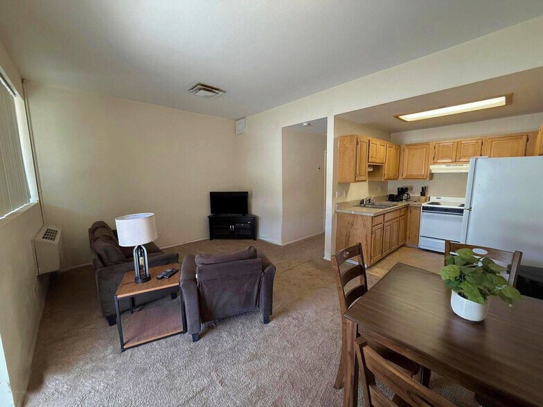 More Photos Of 355 S Sahuaro St, Ajo Apartments For Sale