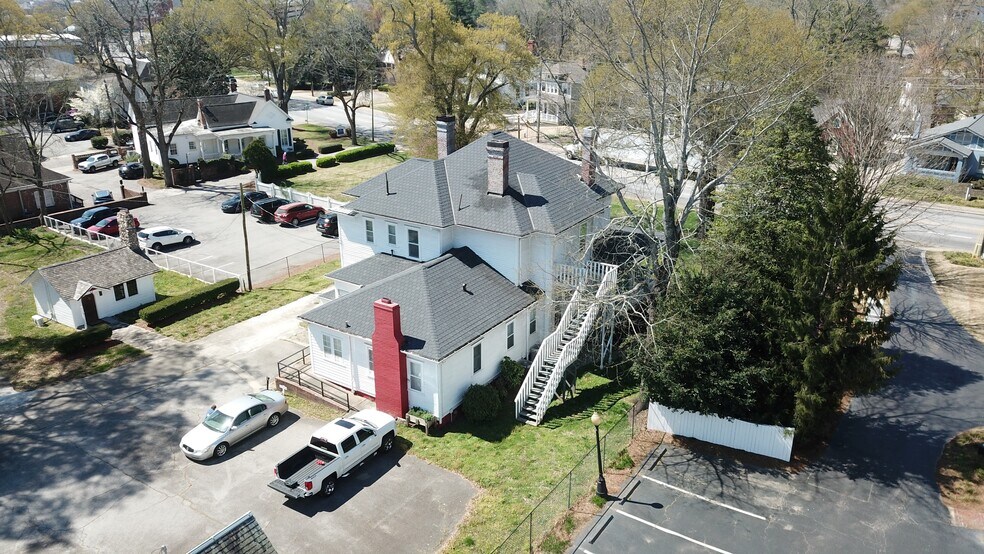 More Photos Of 424 Green St, Gainesville Office Residential For Sale