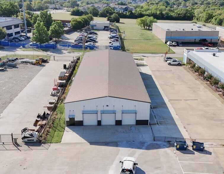 More Photos Of 3305 Century Dr, Rowlett Showroom For Sale