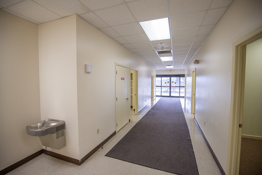 More Photos Of 86 Coraopolis Rd, Coraopolis Medical For Sale