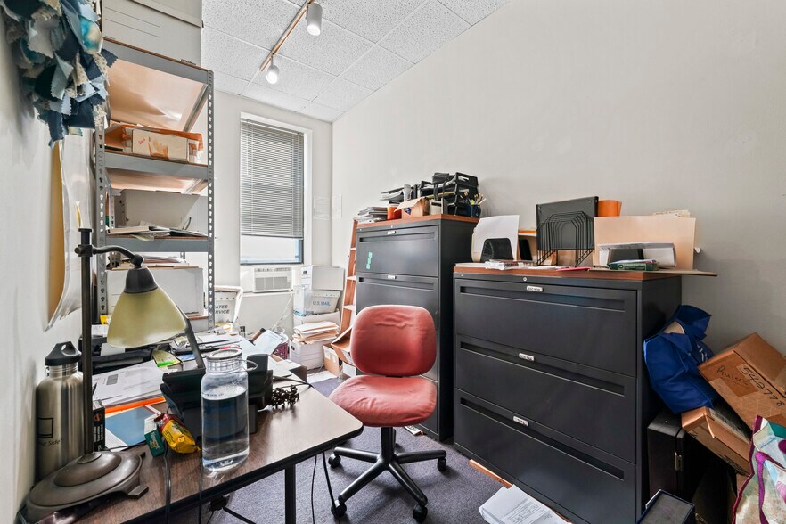 More Photos Of 132-134 S Swan St, Albany Office Residential For Sale