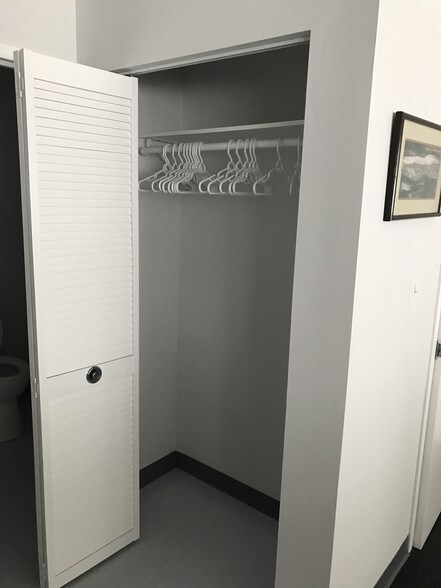 More Photos Of 18201-18209 Flower Hill Way, Gaithersburg Medical For Lease