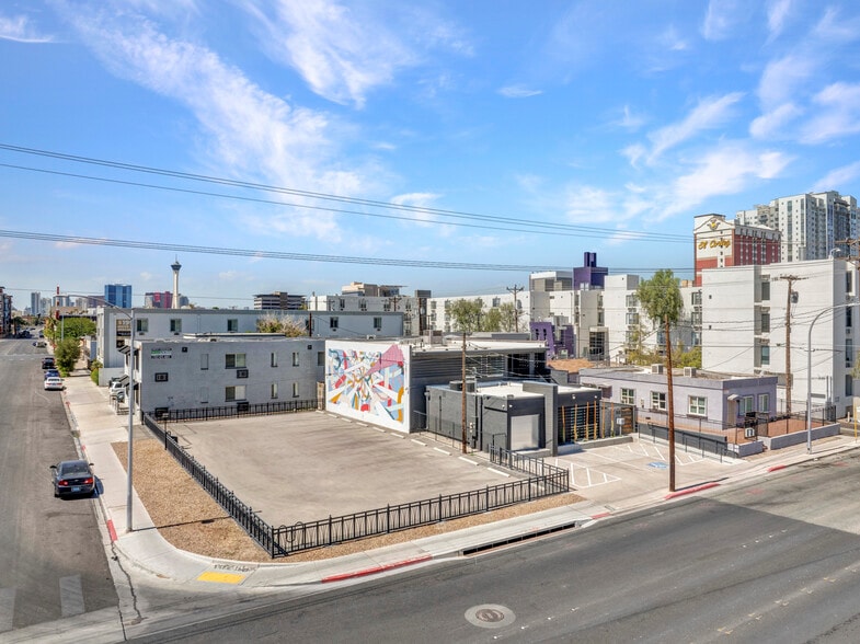 Primary Photo Of 818 Stewart Ave, Las Vegas Loft Creative Space For Lease