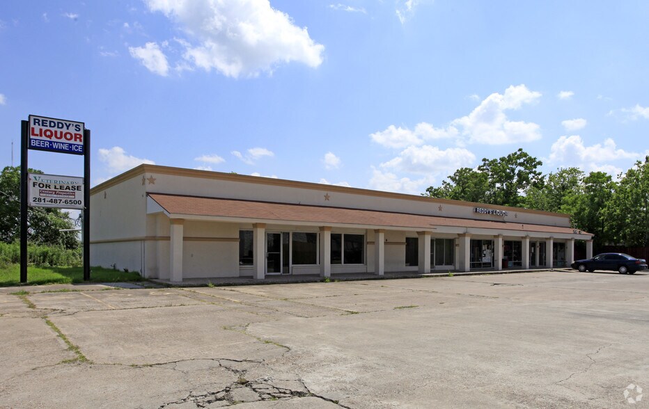 Primary Photo Of 1501 Sun Meadow Dr, Friendswood Unknown For Lease