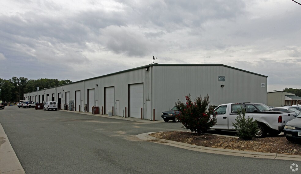 More Photos Of 2155 Lanier Ln, Rockville Light Distribution For Lease