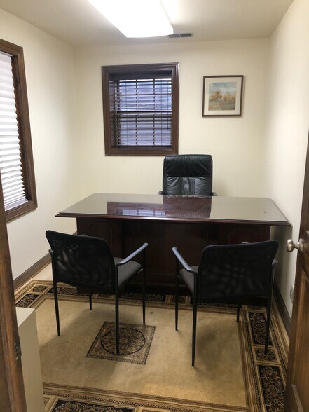 More Photos Of 1632 W Colonial Pky, Inverness Loft Creative Space For Lease