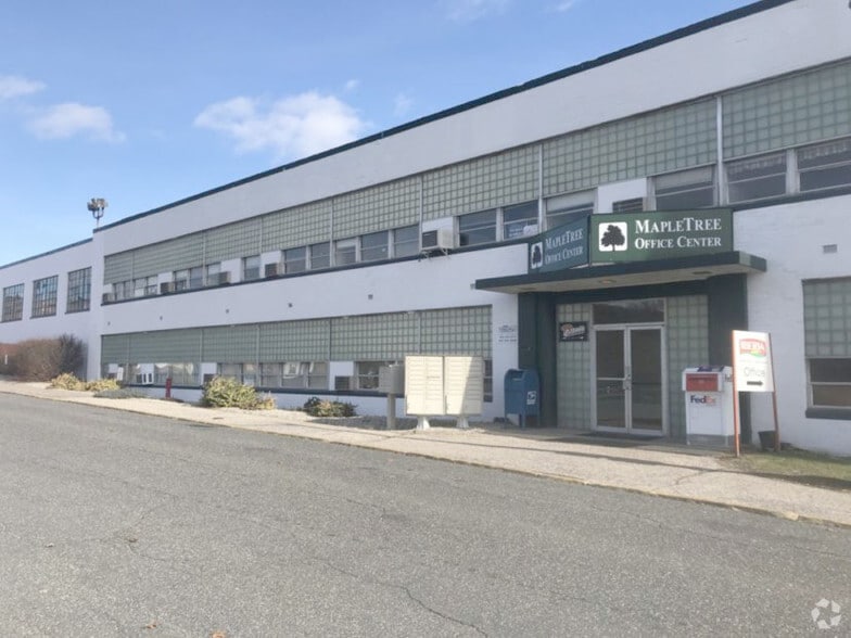 More Photos Of 21 Wilbraham St, Palmer Warehouse For Lease