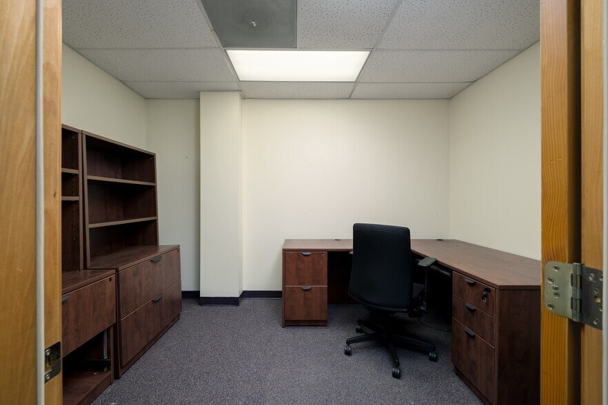 More Photos Of 87 Olive St, Gallipolis Medical For Sale