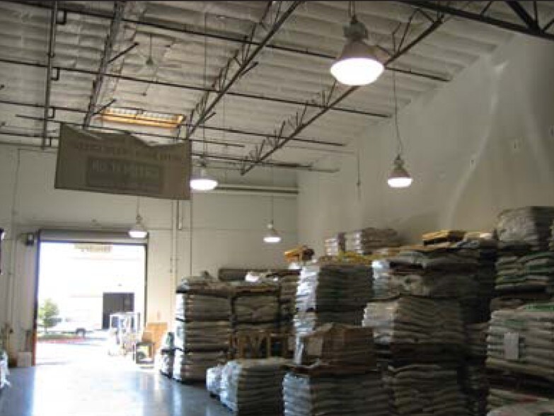 More Photos Of 1010 Winding Creek Rd, Roseville Warehouse For Lease