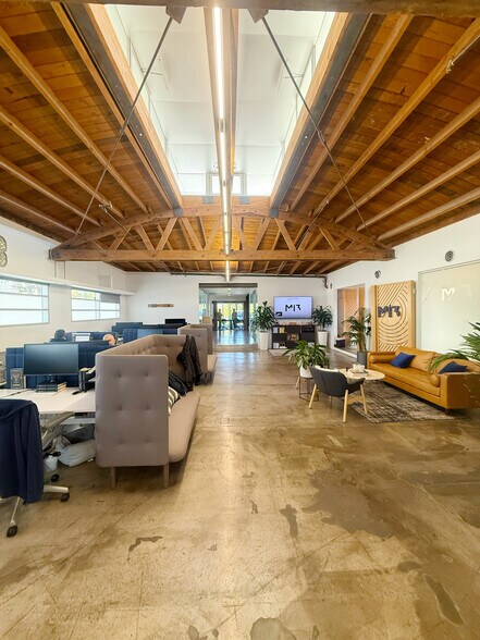 More Photos Of 1920 Olympic Blvd, Santa Monica Loft Creative Space For Lease