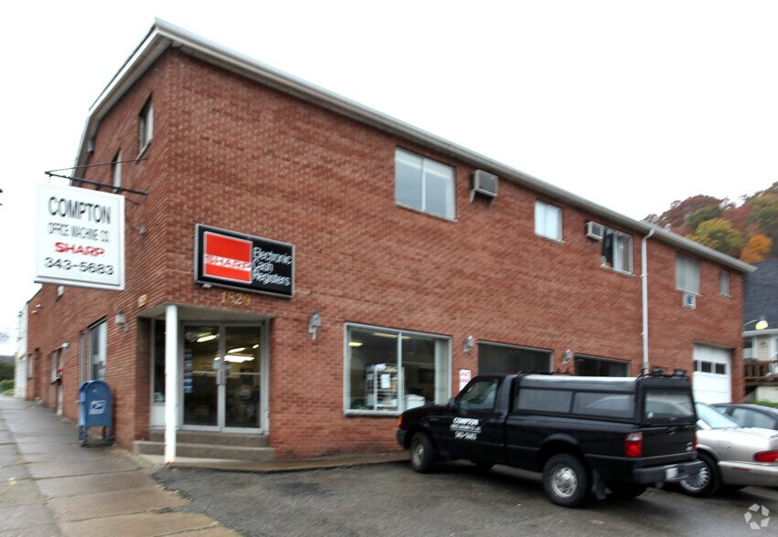 More Photos Of 1829 Bigley Ave, Charleston Storefront Retail Residential For Lease