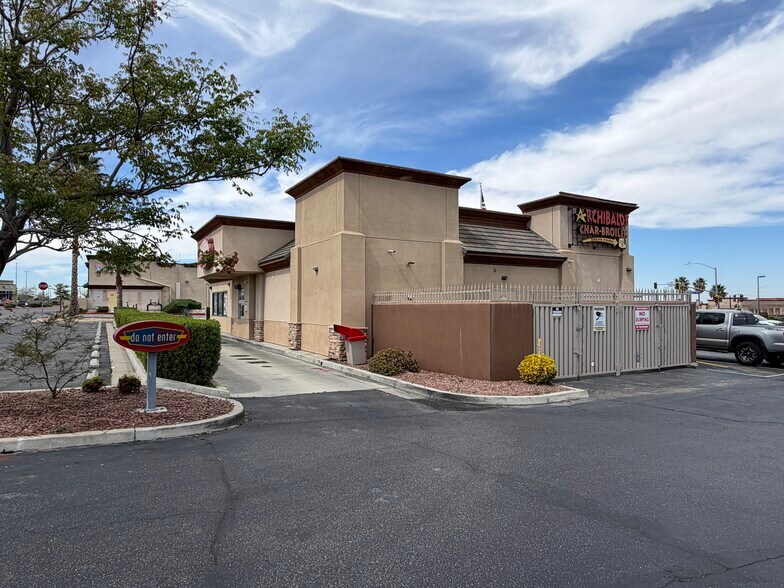 More Photos Of 14321 Bear Valley Rd, Victorville Fast Food For Sale