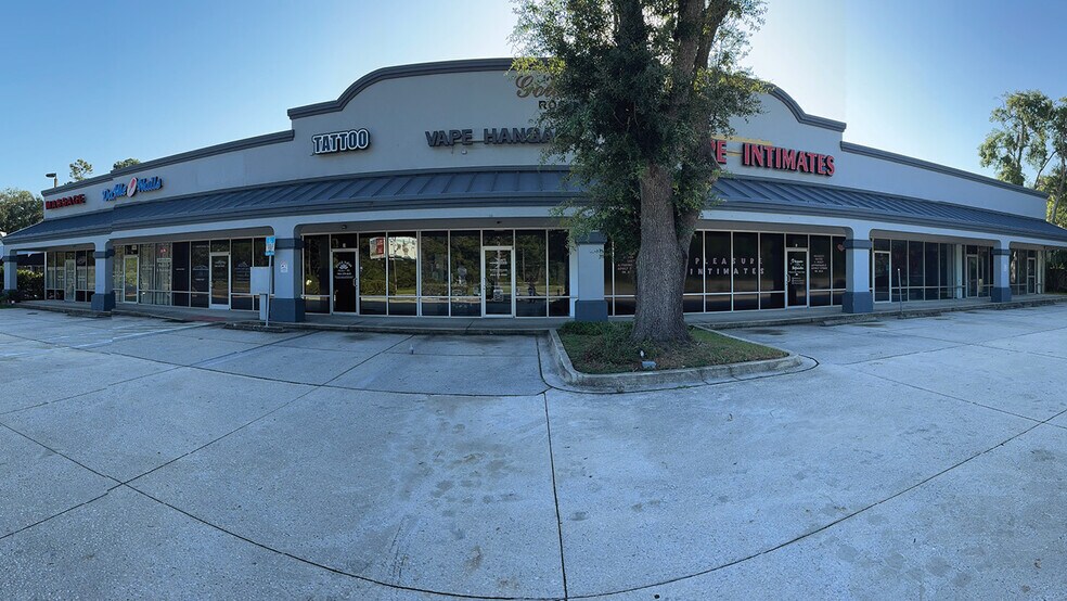 Primary Photo Of 5917 Roosevelt Blvd, Jacksonville General Retail For Sale