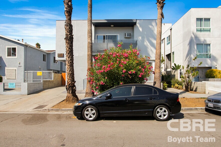 More Photos Of 5933 Barton Ave, Los Angeles Apartments For Sale