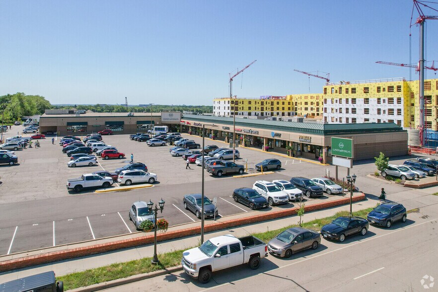 More Photos Of 2128-2144 Ford Pky, Saint Paul Freestanding For Lease