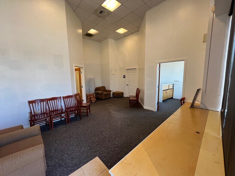 More Photos Of 520 4th Ave E, Olympia Restaurant For Sale