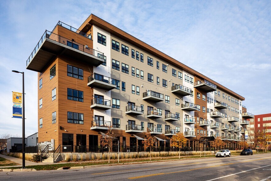 More Photos Of 450 1st St SW, Cedar Rapids Apartments For Lease