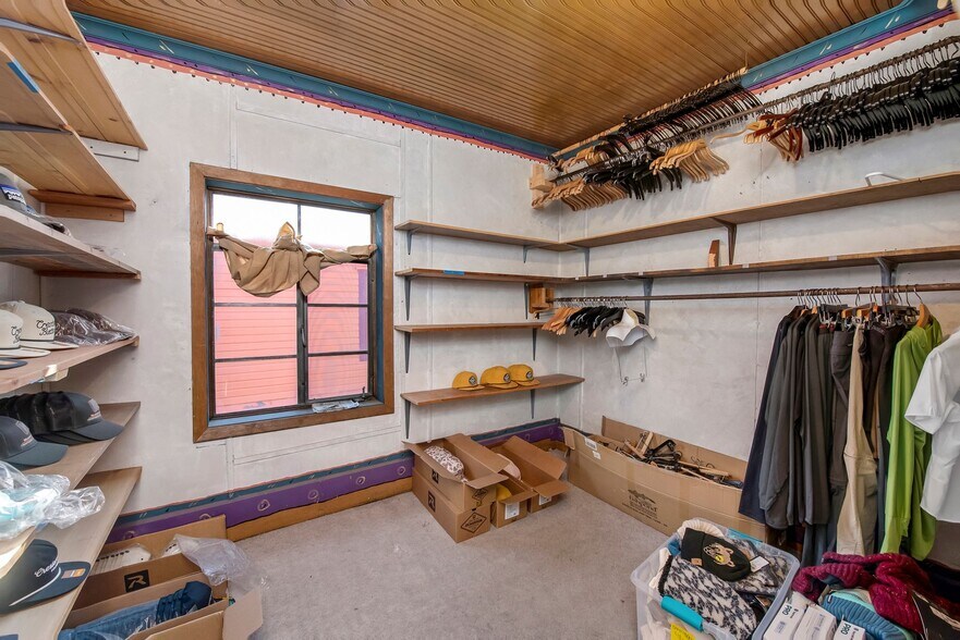 More Photos Of 307 Elk Ave, Crested Butte General Retail For Sale