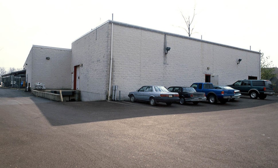 More Photos Of 3618 Hulmeville Rd, Bensalem Flex For Sale