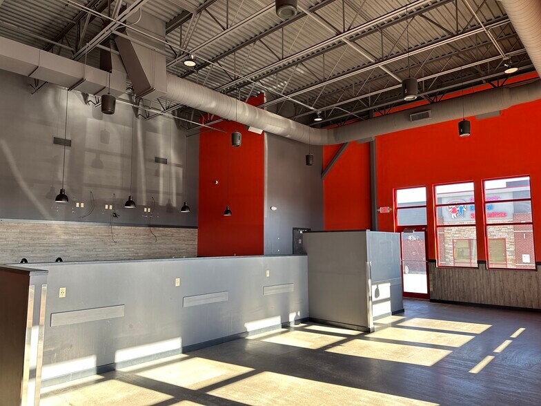 More Photos Of 1313 S Dewey St, North Platte Fast Food For Lease