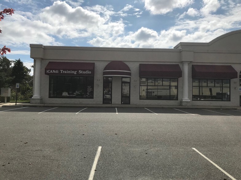 More Photos Of 37 Clementon Rd, Berlin Storefront For Lease