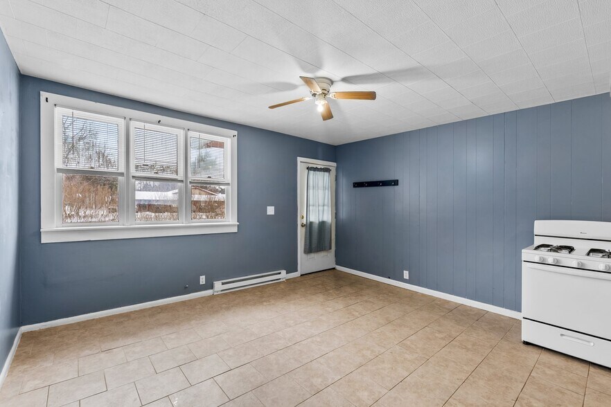 More Photos Of 6749 Ramsgate Rd, Chittenango Multifamily For Sale