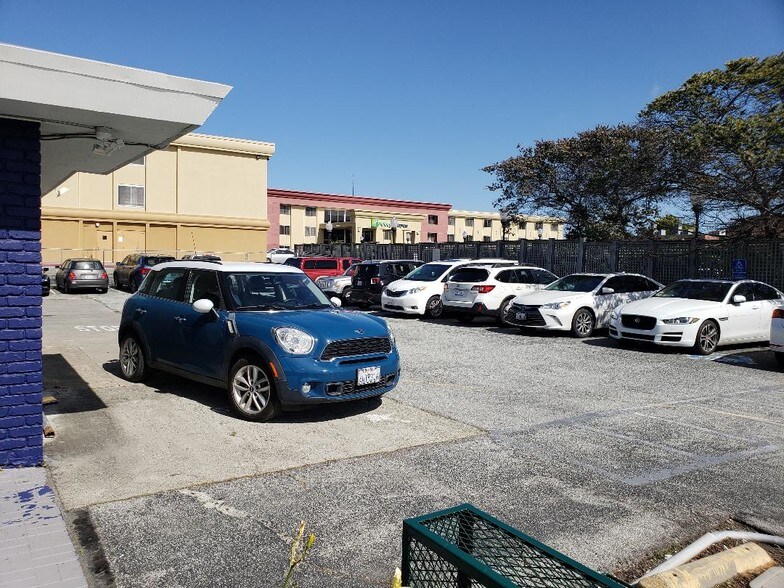 More Photos Of 1288 Bayshore Hwy, Burlingame Freestanding For Lease