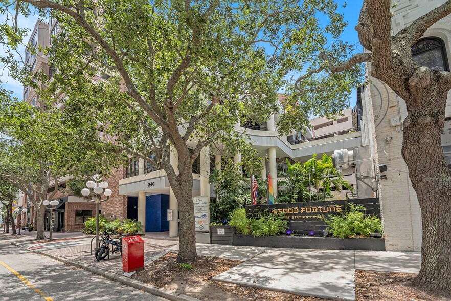 More Photos Of 240 1st Ave S, Saint Petersburg Loft Creative Space For Sale