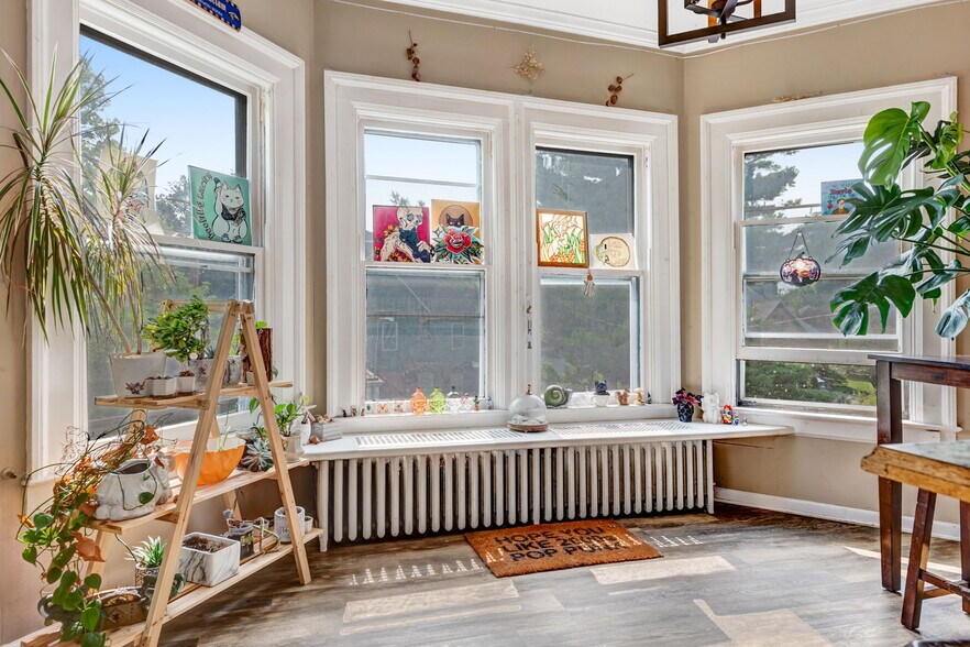 More Photos Of 461 Linwood Ave, Buffalo Apartments For Sale