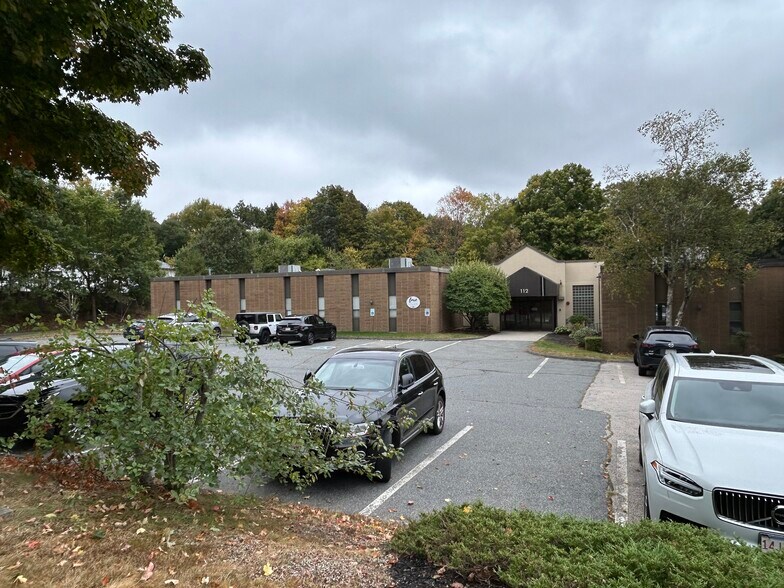 More Photos Of 112 Main St, Northborough Medical For Lease