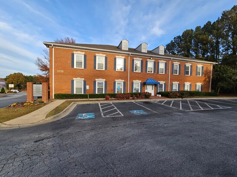 More Photos Of 3772 Satellite Blvd, Duluth Medical For Lease