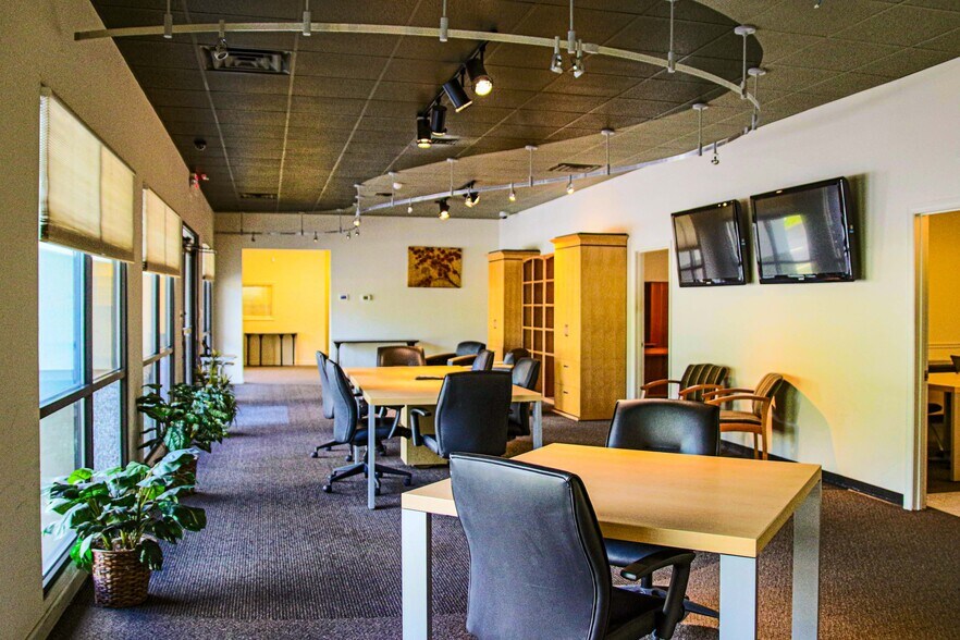 More Photos Of 1257 Sweeten Creek Rd, Asheville Light Manufacturing For Sale