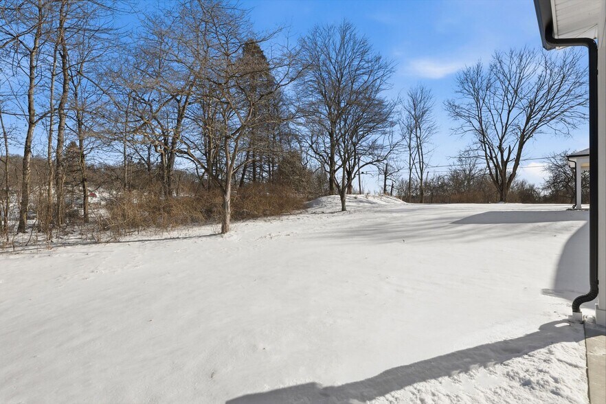 More Photos Of 100 Huselton Dr, Butler Multifamily For Sale