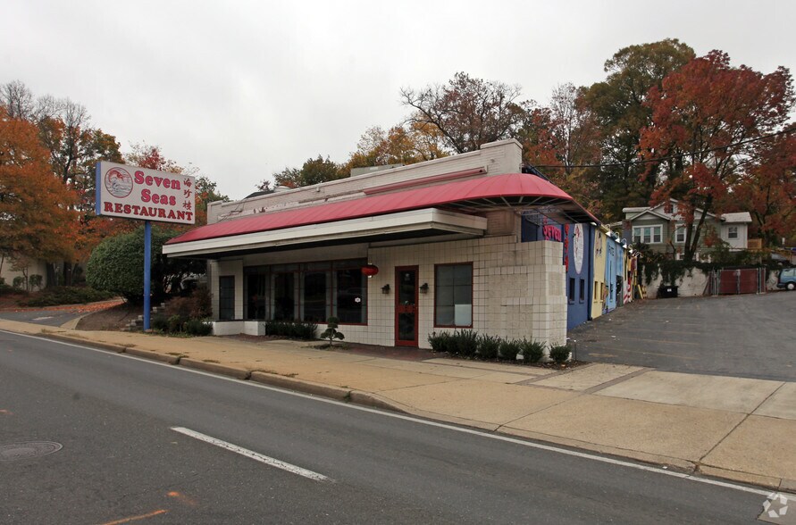 Primary Photo Of 8503 Baltimore Ave, College Park Restaurant For Lease