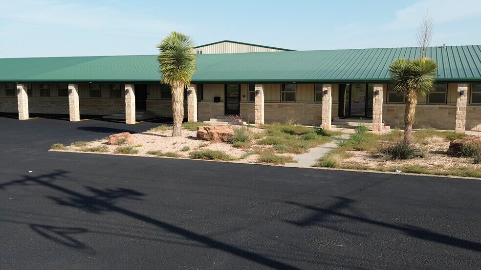 More Photos Of 9701 FM 307, Midland Flex For Lease