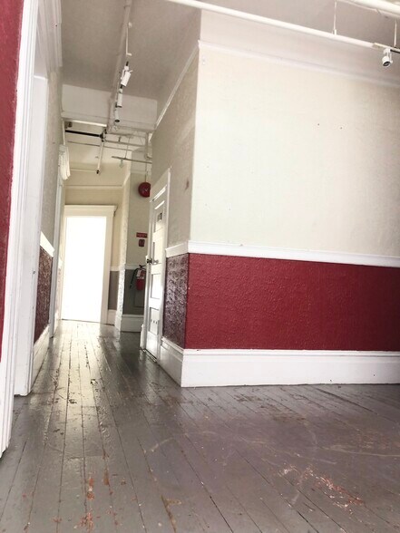 More Photos Of 1659-1665 Haight St, San Francisco Hotel For Lease