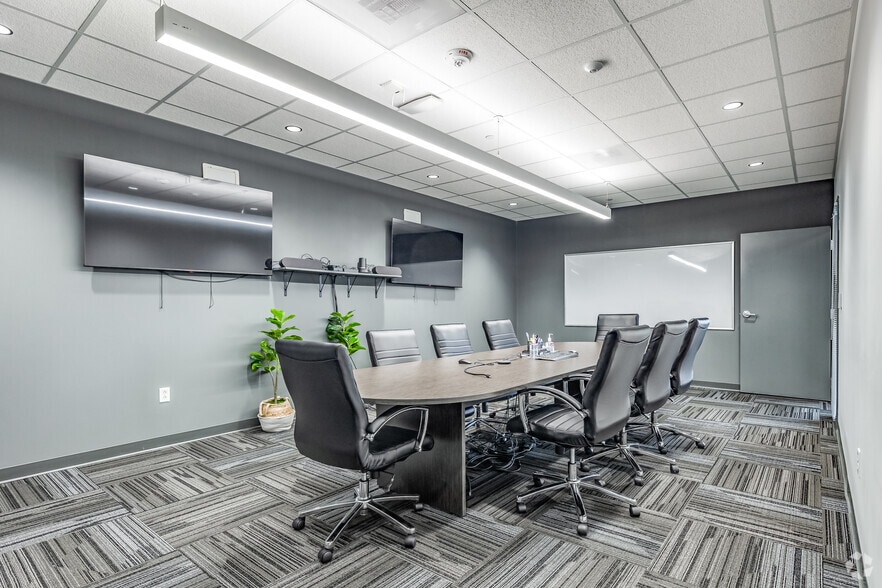 More Photos Of 4931 Executive Ct S, Frederick Unknown For Lease